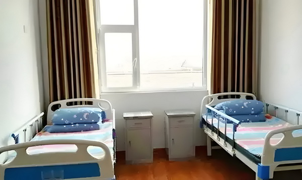 深圳 非应届本科 落户_要出道了吗？！霍汶希女儿hanni杂志封面首秀 在民之中间交合作流与