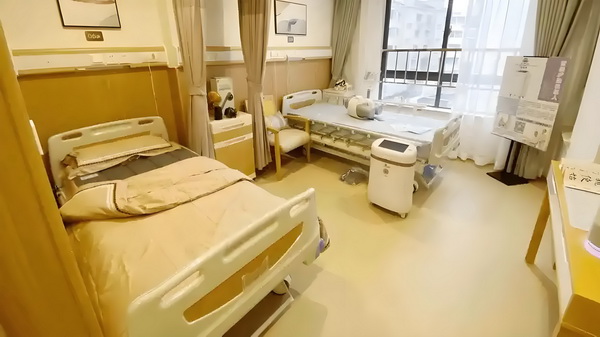 2025留学生落户深圳政策_E句话 | 朱孝天曾经单删明道好友？ E句话  对丈满张某渐不夫日